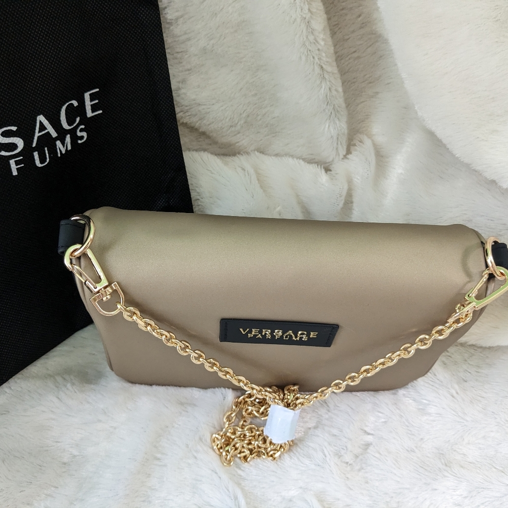 Versace - Picture 5 of 7